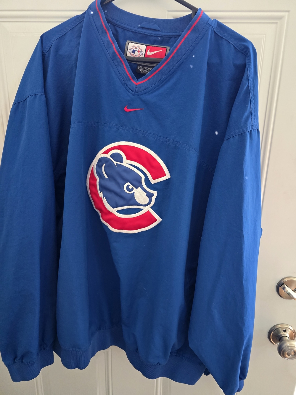 Nike Blue Mens Pullover with Red & White Cubs Logo